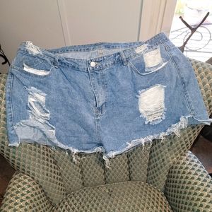 Plus size Ripped Jean Shorts